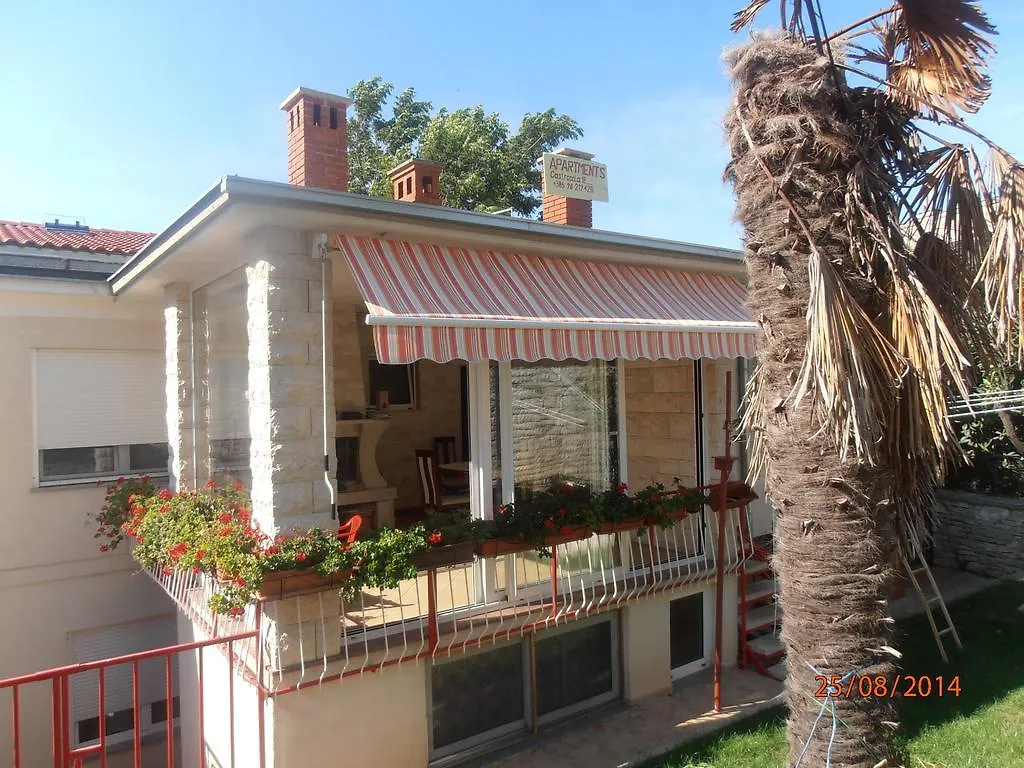 Apartments Polomcic Pula