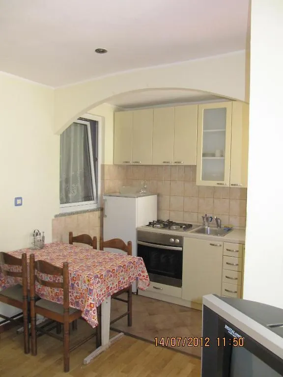 Apartments Polomcic Pula